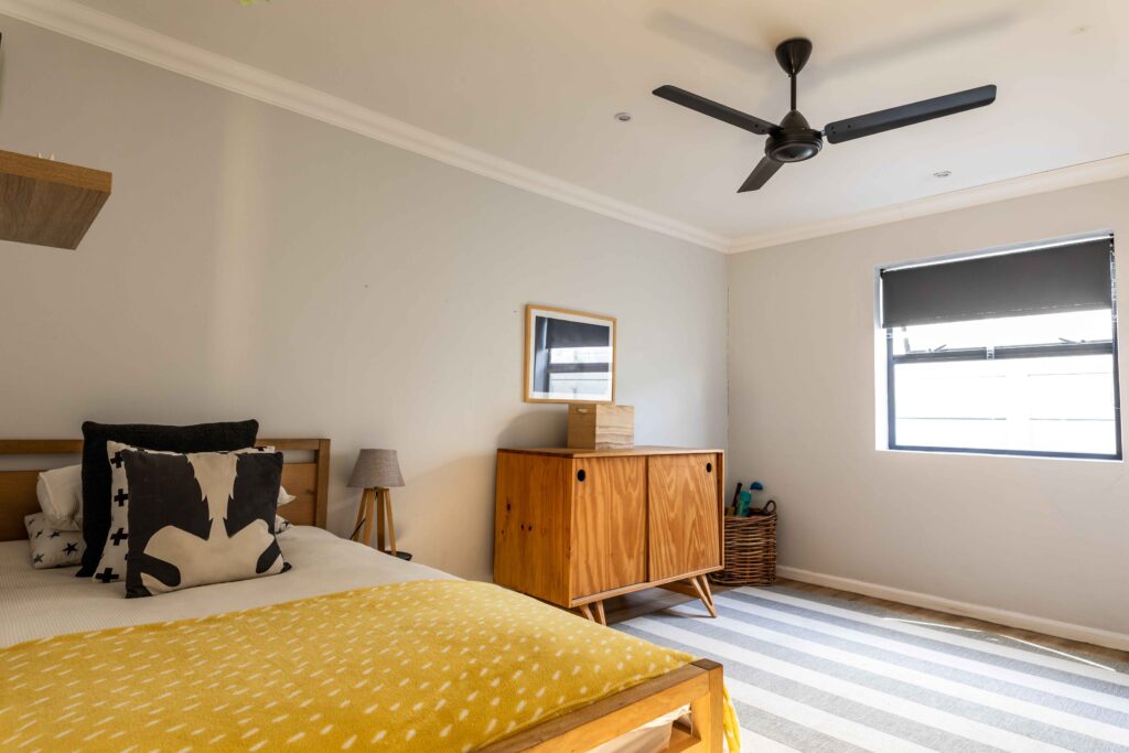 pillows-on-bed-with-furniture-in-bedroom-at-home-2026-03-25-06-08-21-utc_11zon